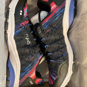 ryka Vivid RZX Training shoe Size 8W NIB